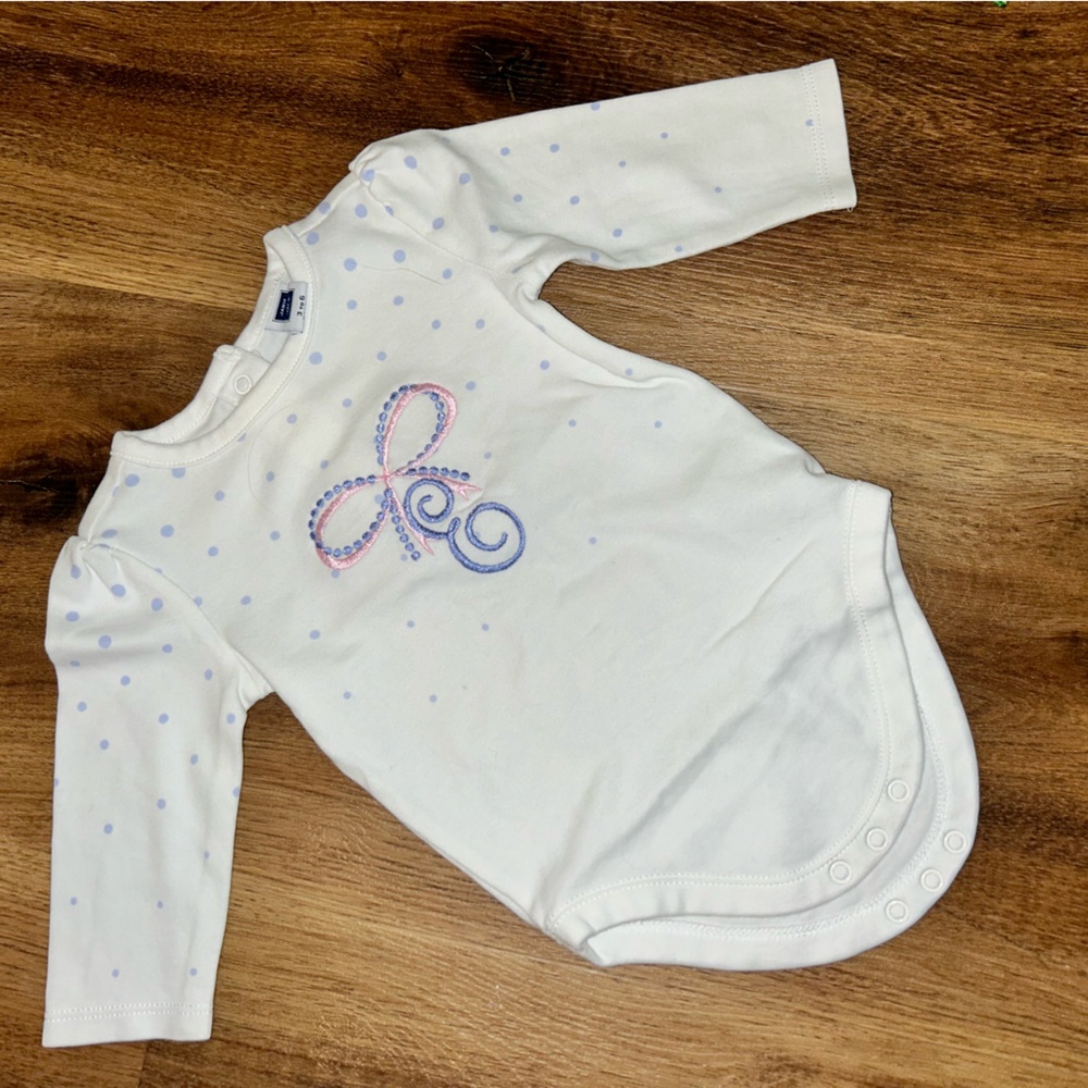 Janie and Jack E Monogram